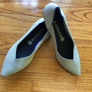 Rothy’s size 9 flax Birdseye points